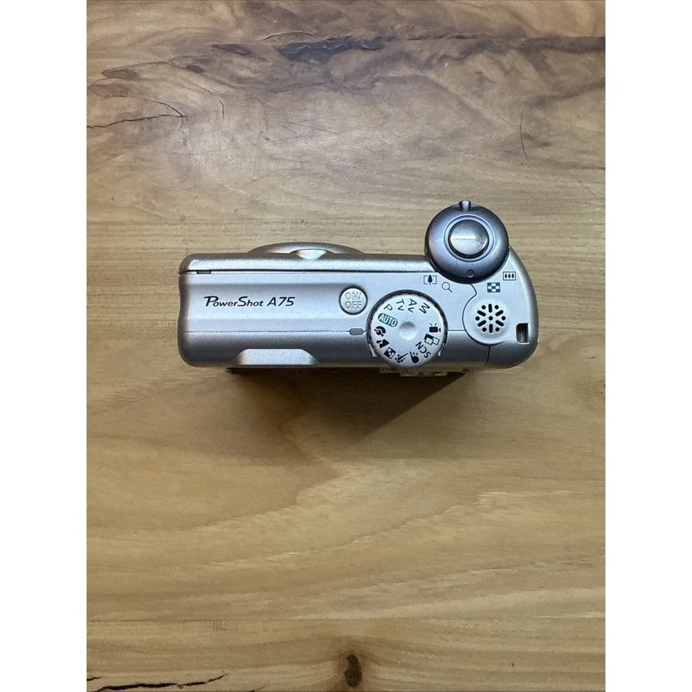 Canon PowerShot A75 3.2MP Digital Camera Silver-for Parts or Repair